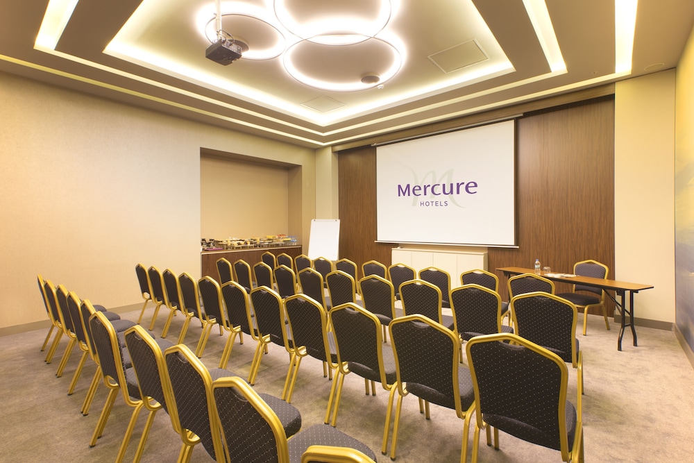 Mercure Hotels Istanbul Umraniye 54/64