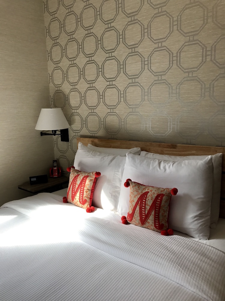 Hotel Mimosa 18/37