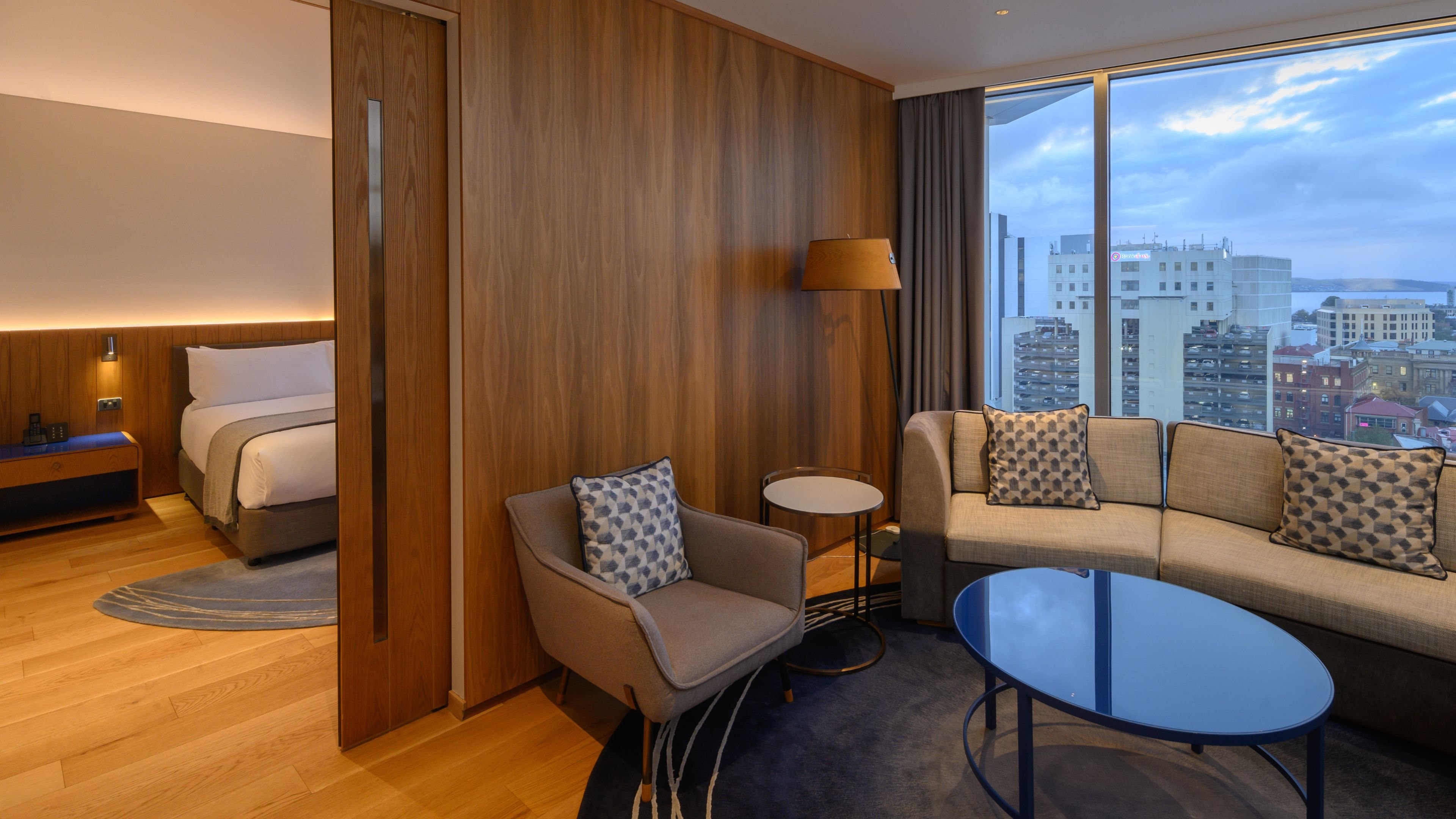Crowne Plaza Hobart 49/73