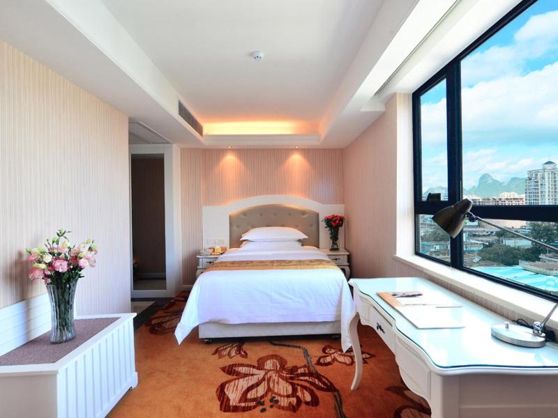 Vienna Hotel (Guilin Railway Station Liangjiang Sihu) 23/45