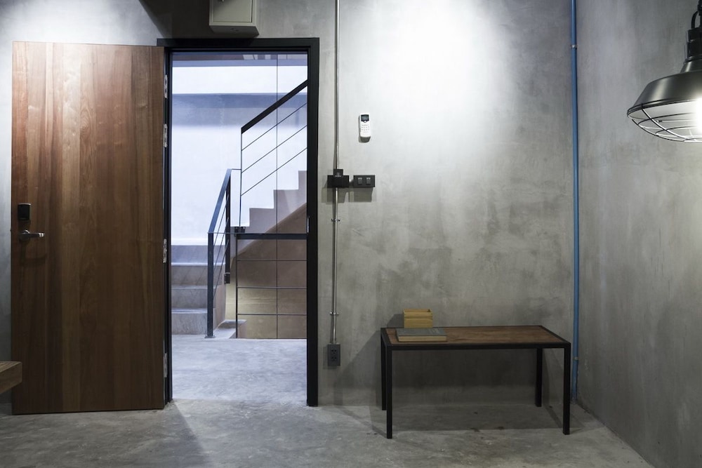 Bed Station Hostel 15/65