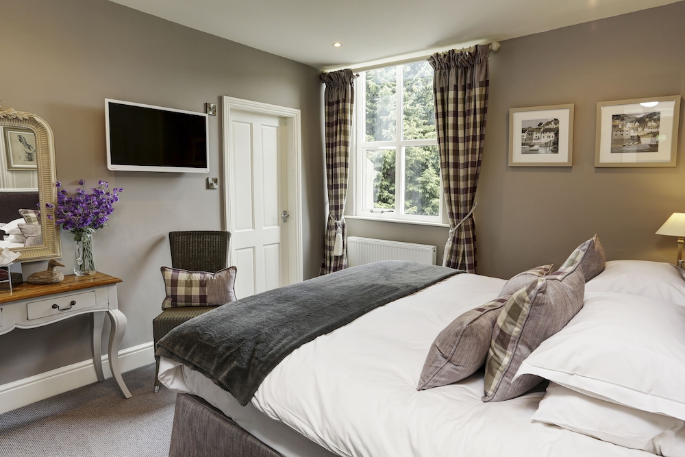 Falcon Manor Hotel 5/49