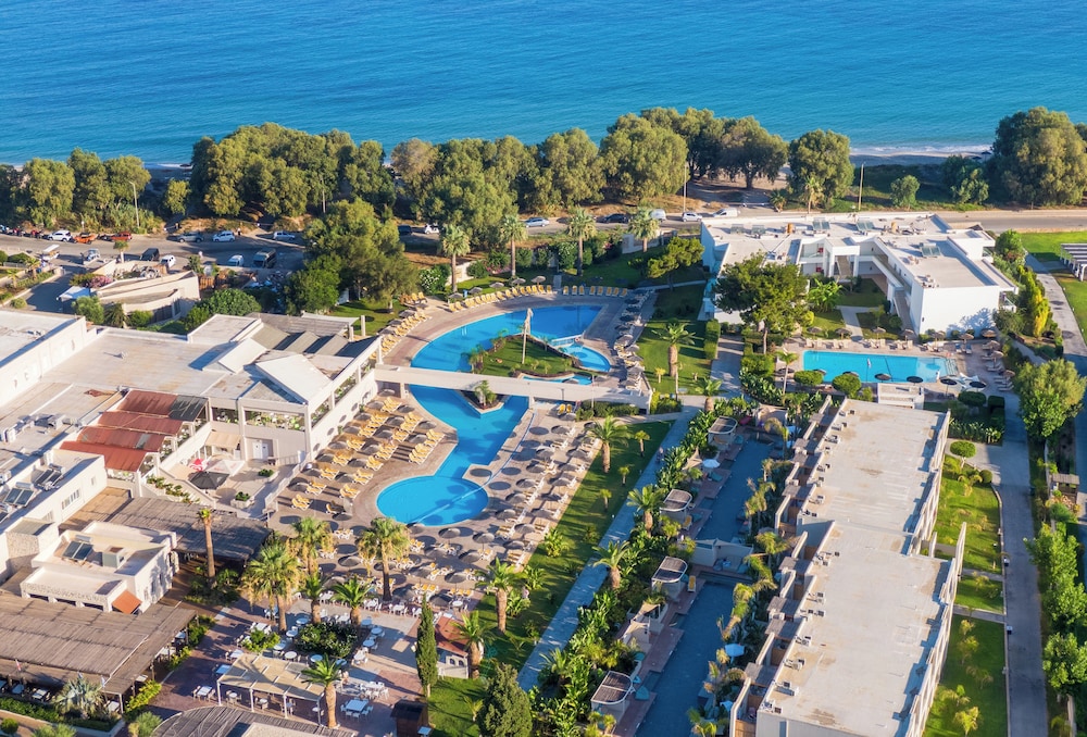 Akti Coast Club Hotel 58/62