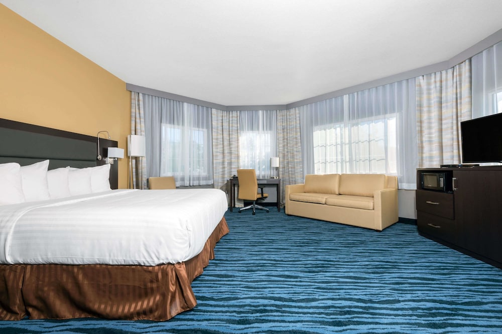 Hotel 1550 15/23