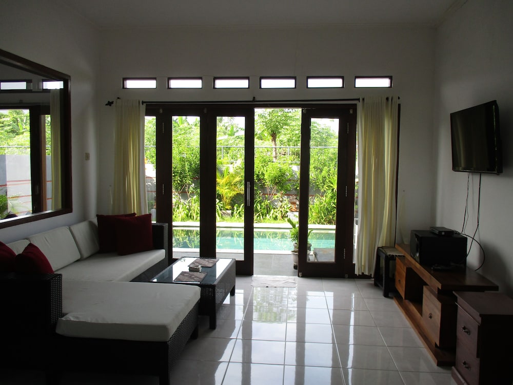 VILLA DENCARIK 11/25