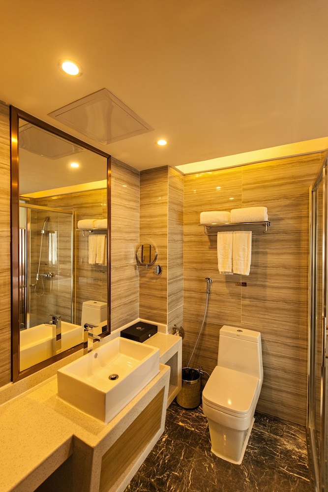 XingHe Hotel East Railway Branch 19/22