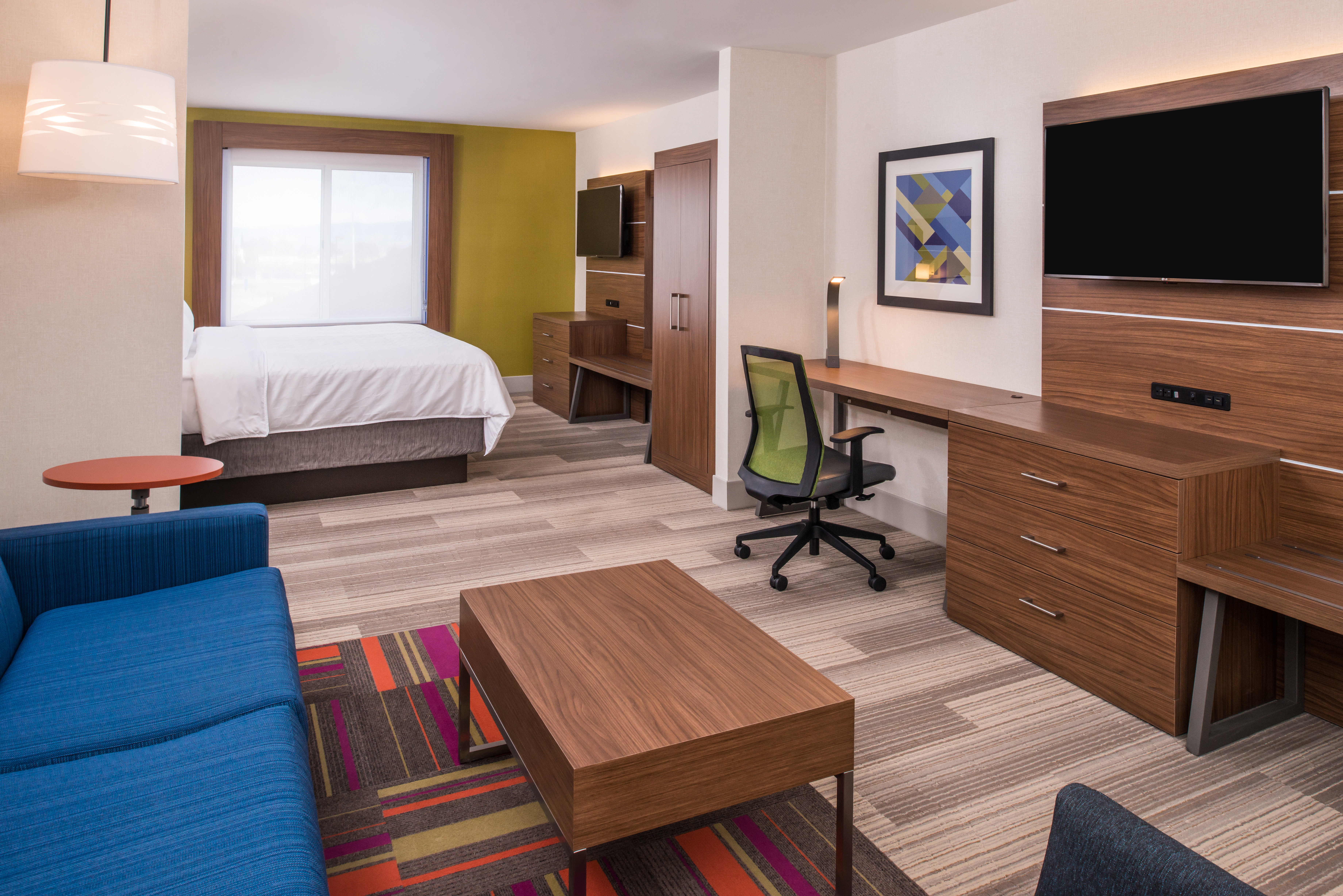 Suite, King Bed