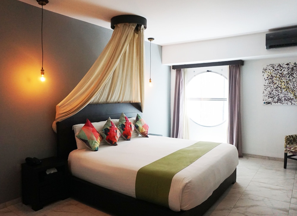 Soho Playa Hotel 17/64