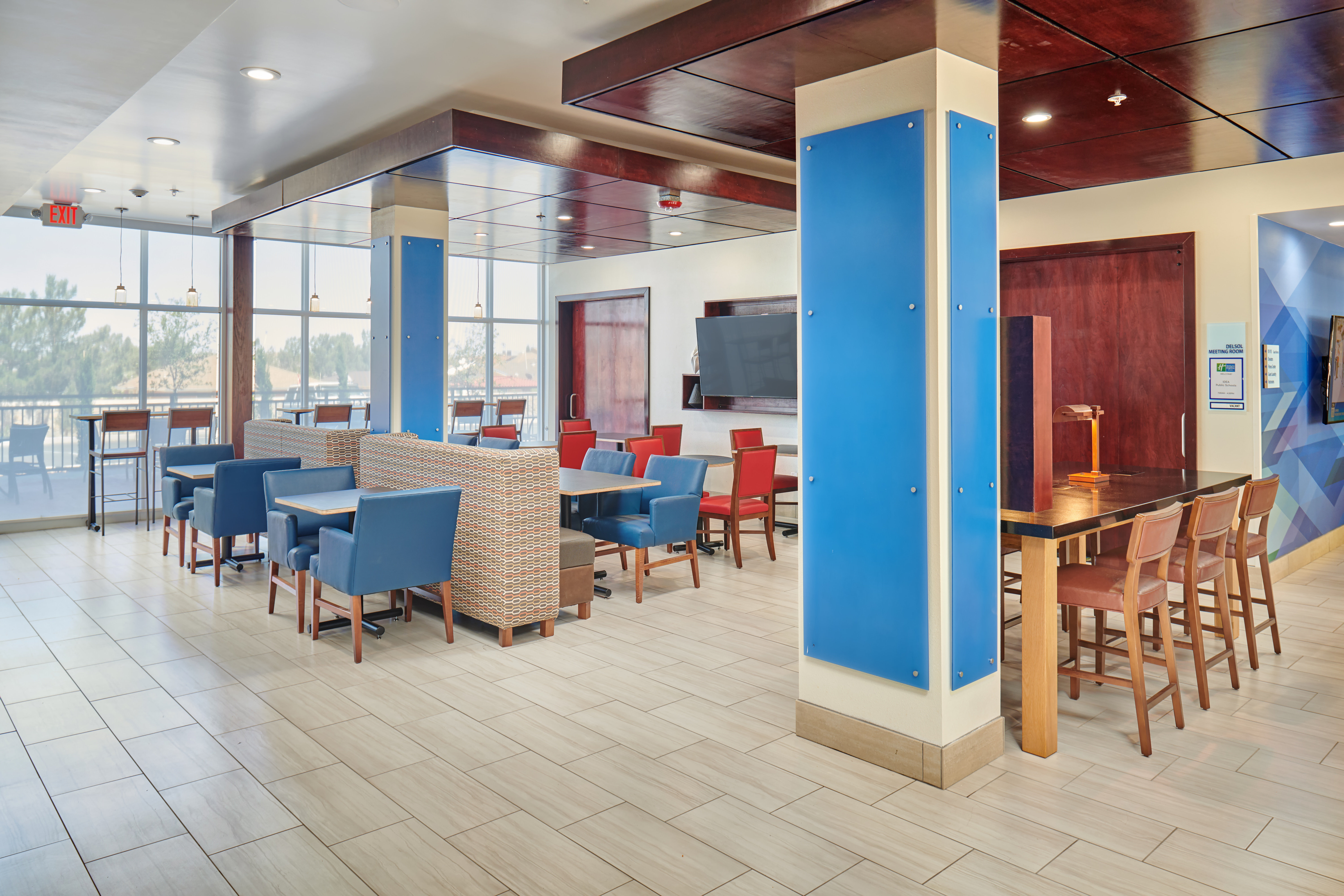 Holiday Inn Express and Suites El Paso East 38/59