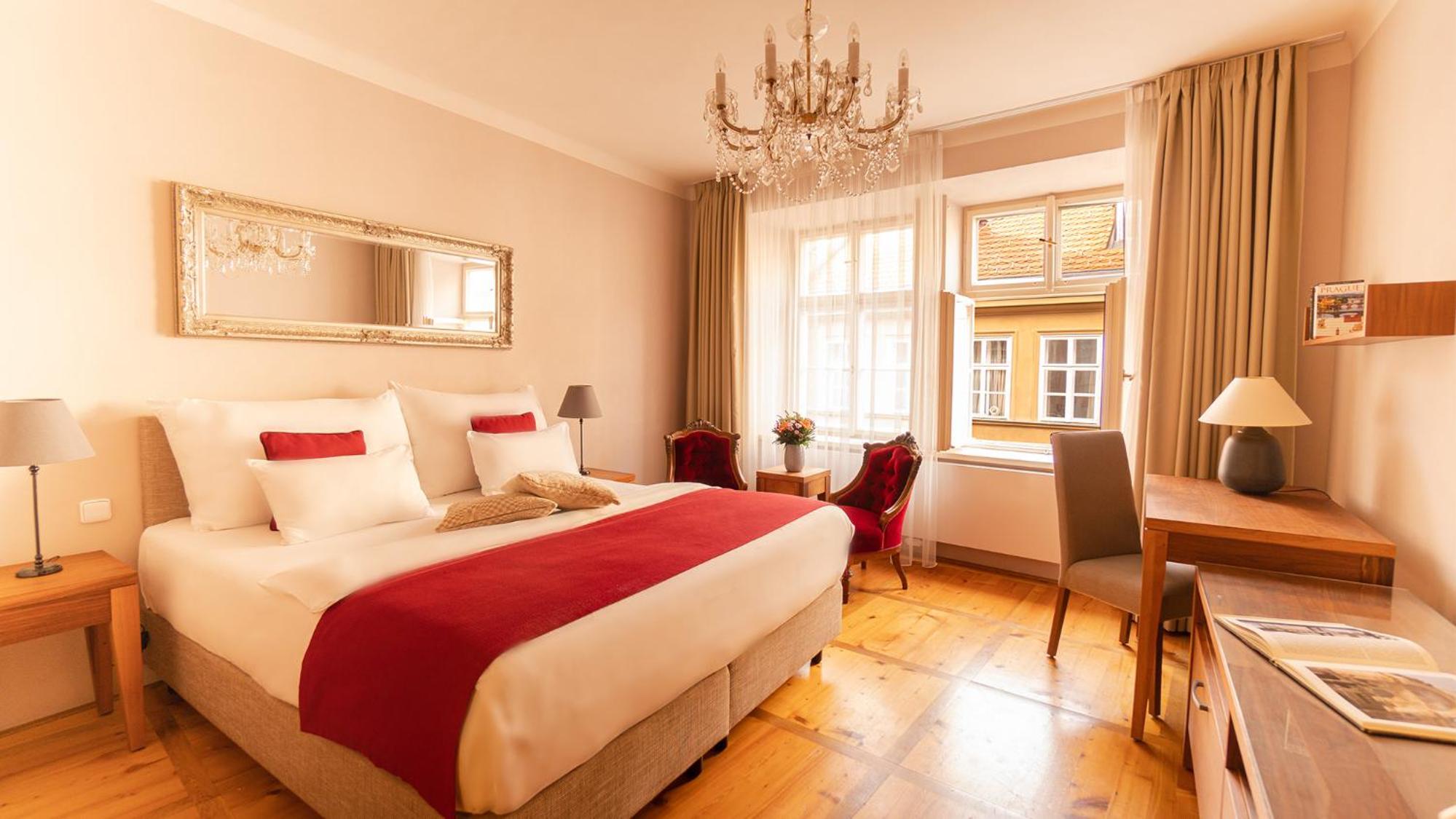 غرفة ديلوكس بسرير مزدوج أو سريرين منفصلين، Hotel Golden Key Prague 3/10