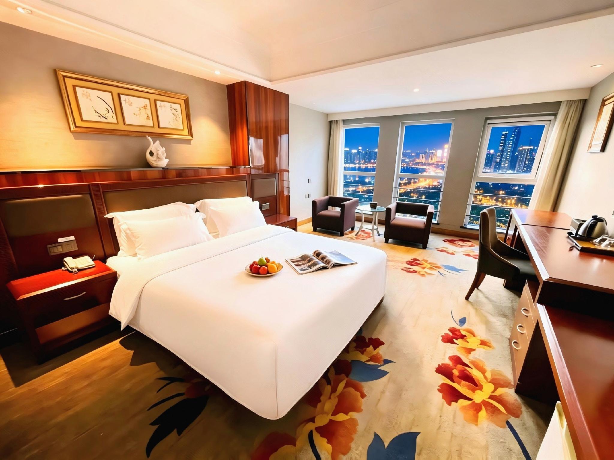 Mingdu Gloria Plaza Hotel Qingdao 7/21