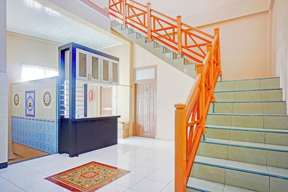Collection O Darussalam Near Universitas Syiah Kuala Formerly Meurah Mulia 7/38