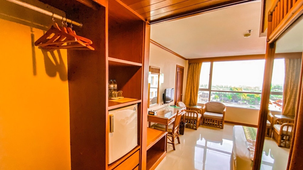 K Park Grand Hotel 53/76