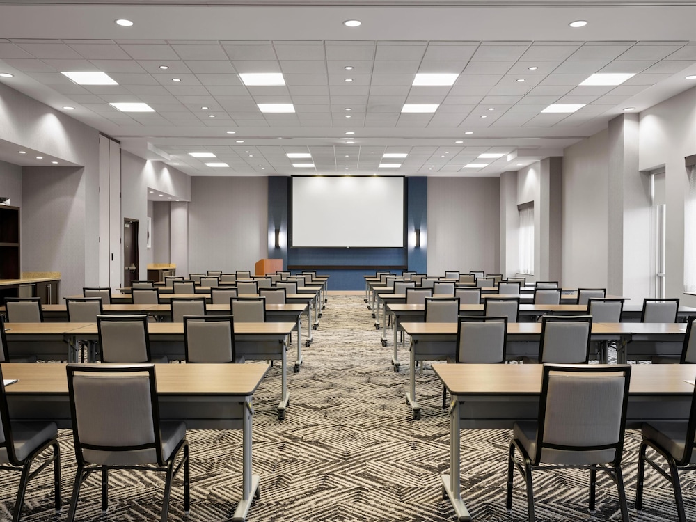 Hyatt Place Salt Lake City/Cottonwood 64/70