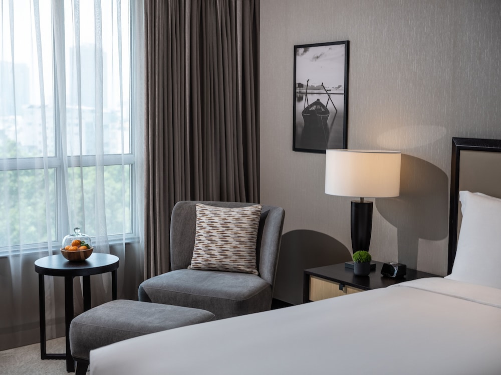 New World Saigon Hotel 50/77