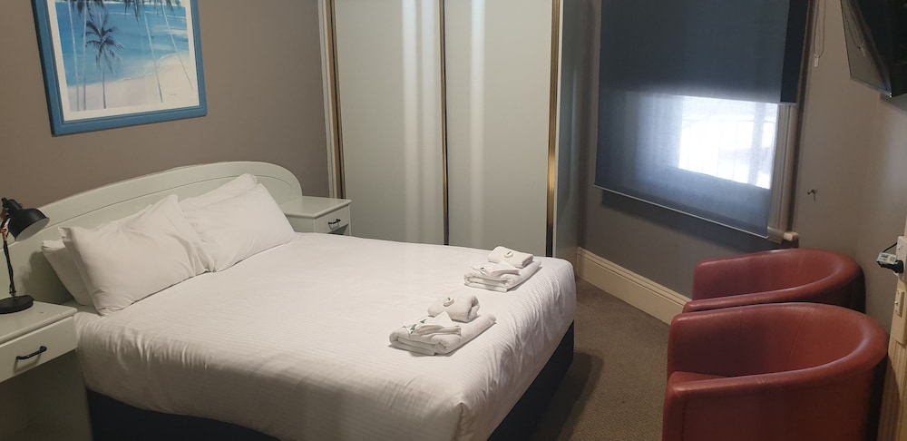 Grand Tasman Hotel 19/65