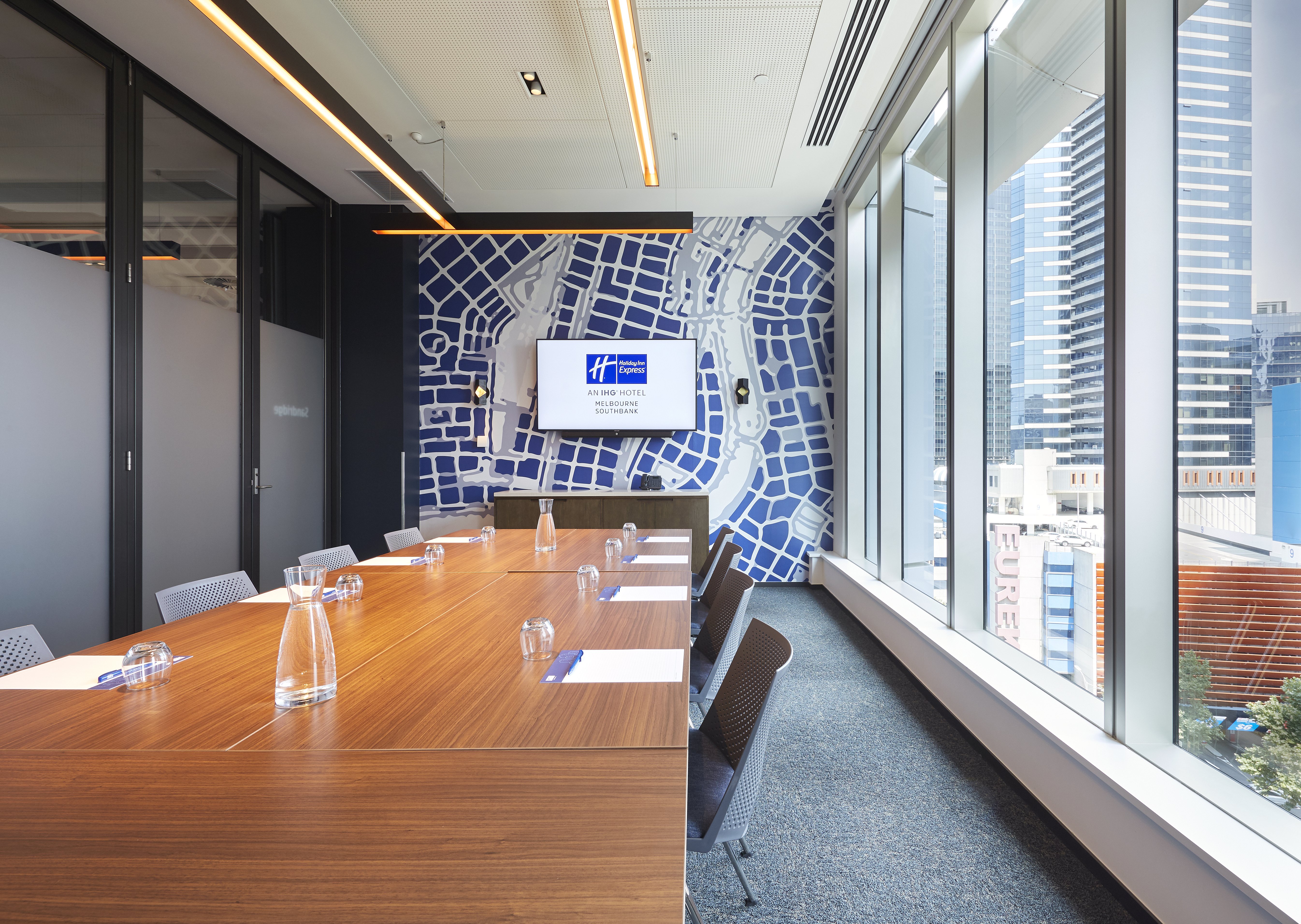 Holiday Inn Express Melbourne Southbank 74/77