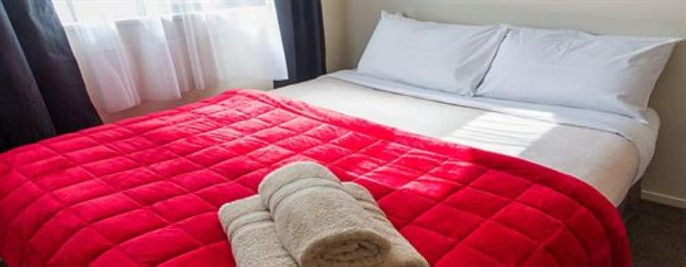Hamilton Settlers Motor Lodge 24/37