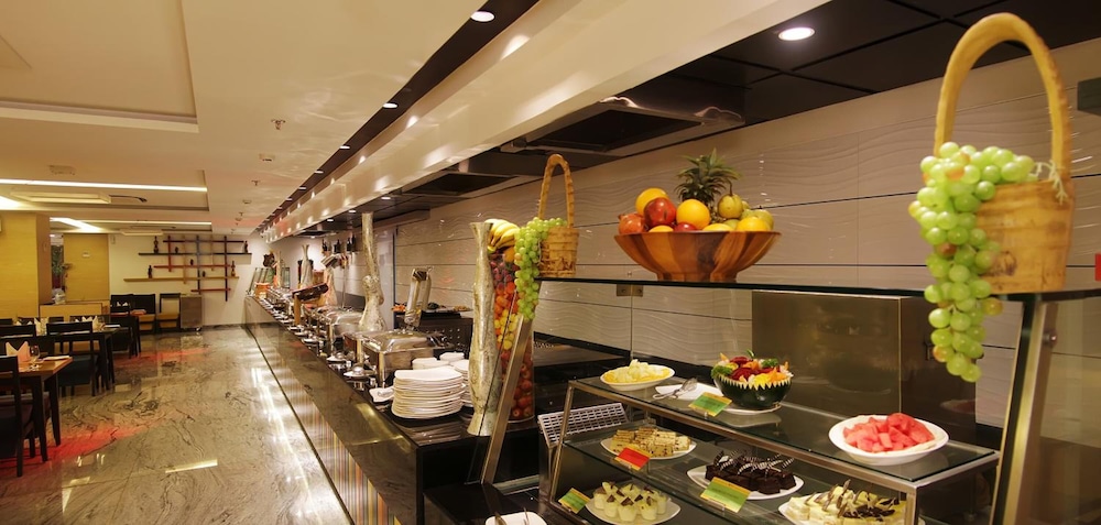 Effotel By Sayaji Indore 56/68
