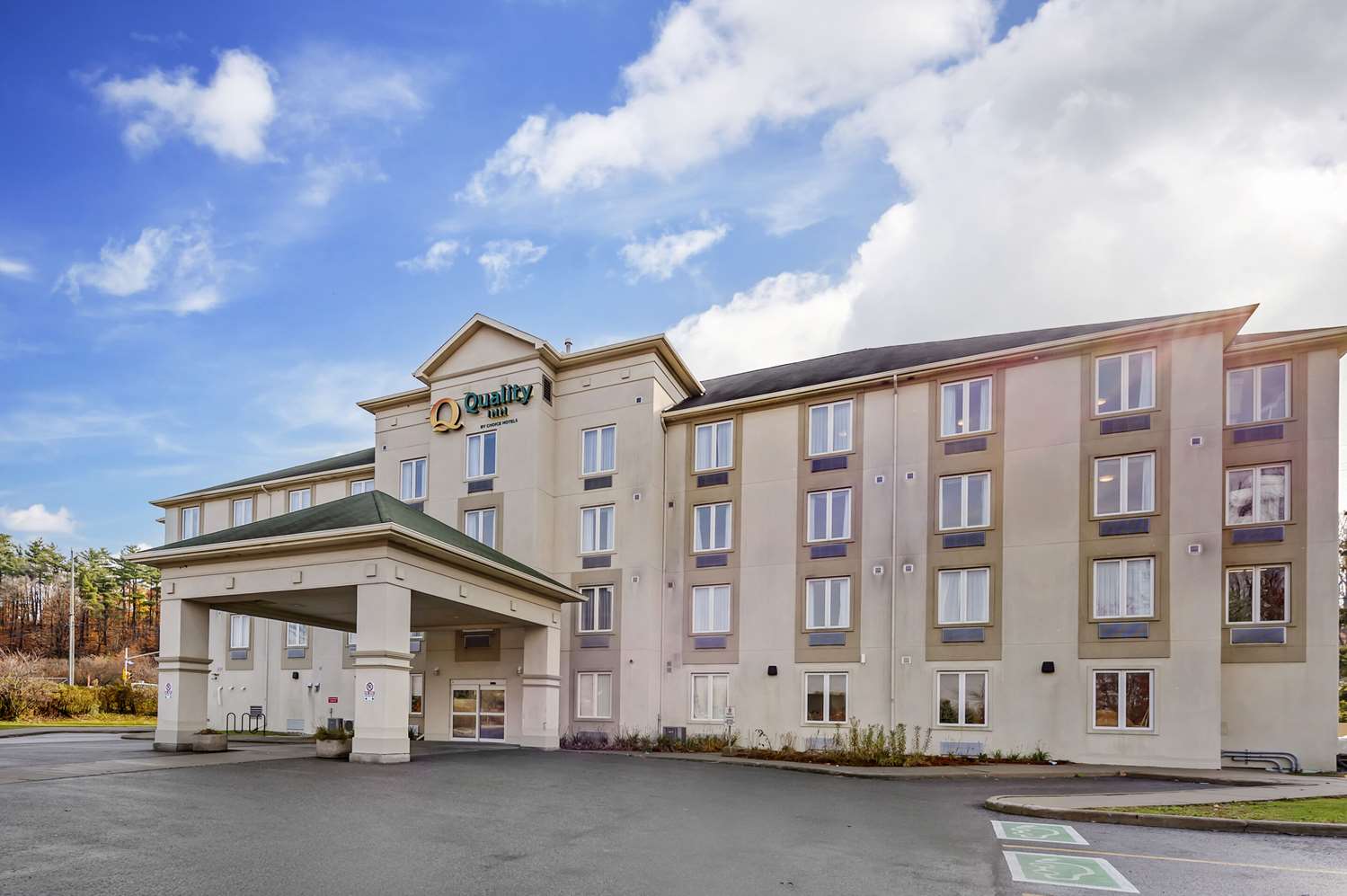 Quality Inn Orleans, ON 53/53