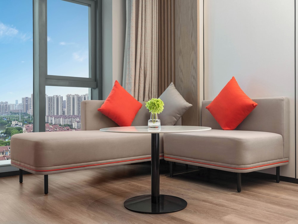 Holiday Inn Express Wuxi Xishan 18/42