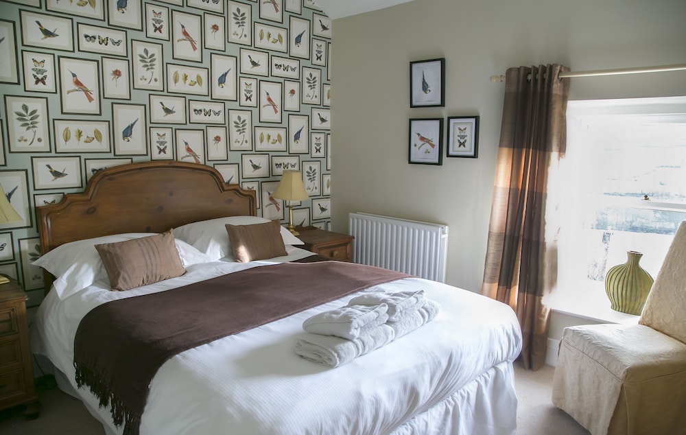 Room, Double Bed, Valley View, Bathtub, Main Building