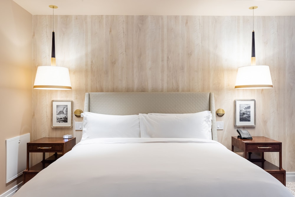 Goldener Hirsch, Auberge Resorts Collection 14/72