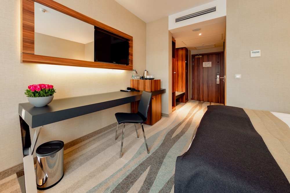 Warsaw Plaza Hotel 19/33