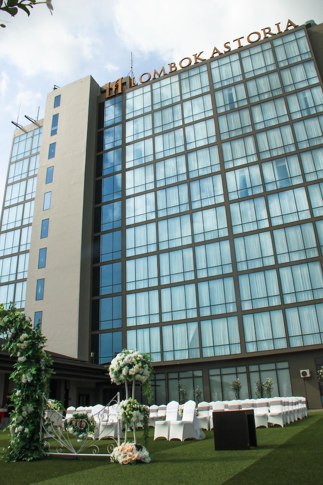 Lombok Astoria Hotel 3/50