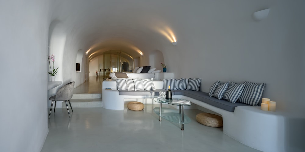Pegasus Suites & Spa Hotel - Adults Only 29/42