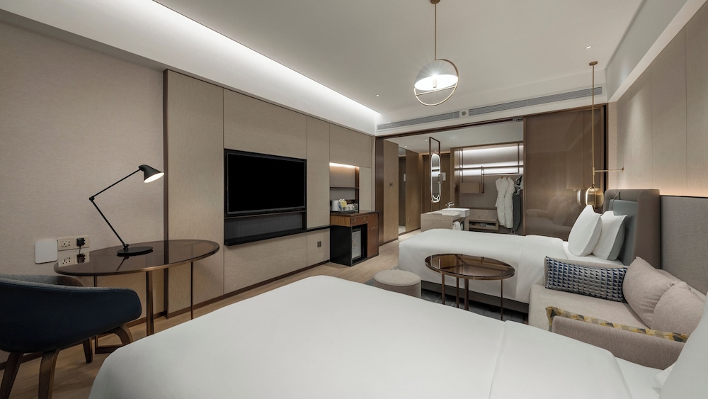 HOLIDAY INN Changchun Jingyue 19/48