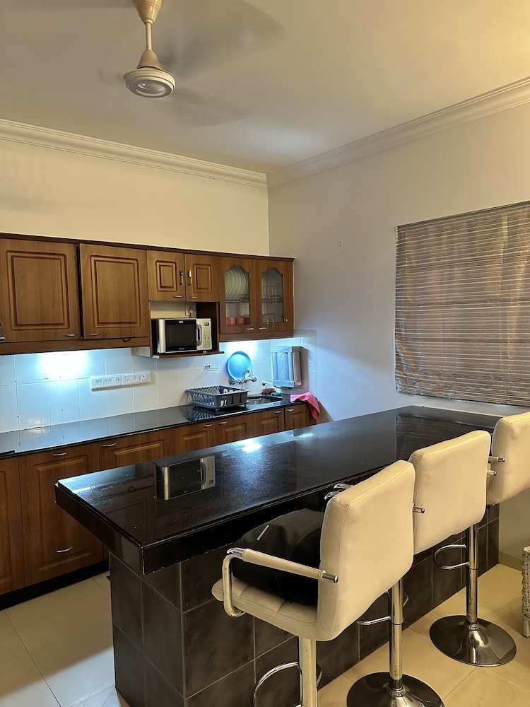 Riviera Hermitage 35/50