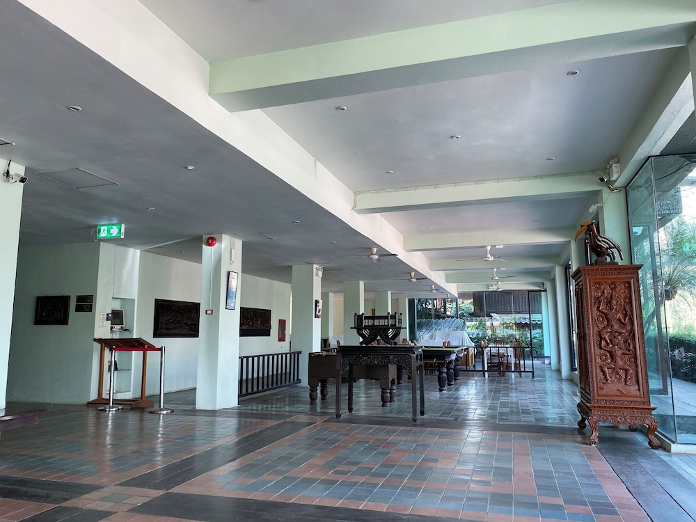A Hotel Budget 13/61