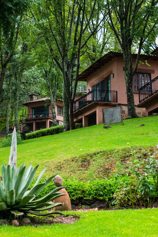 Sierra Lago Resort And Spa 42/57