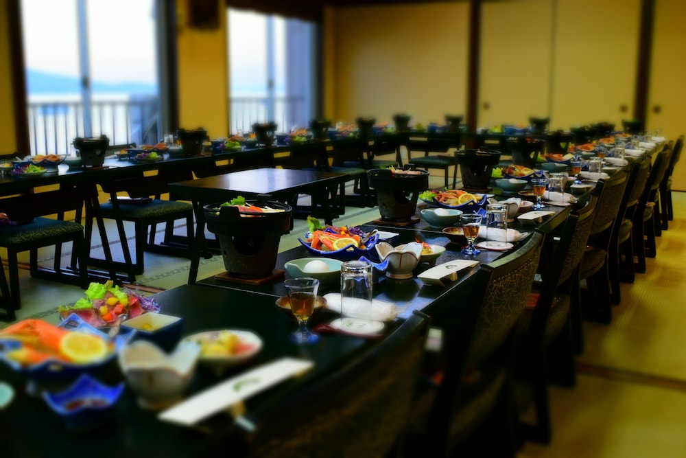 HOTEL GREEN PLAZA SHODOSHIMA 40/60