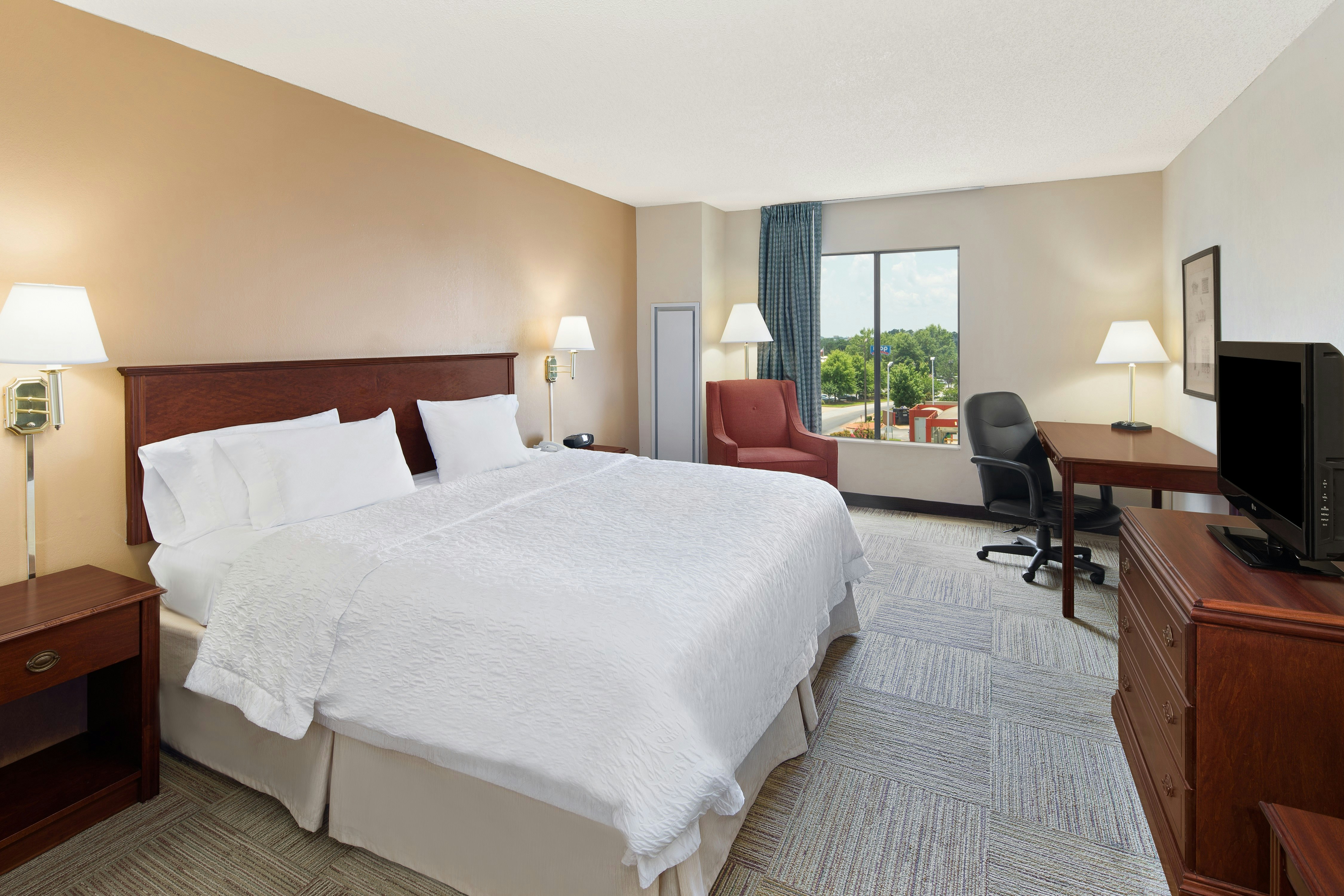 Hampton Inn Columbus North 11/37