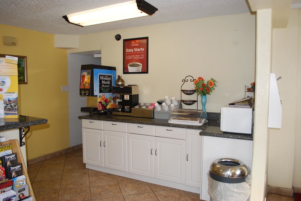 Econo Lodge San Marcos University Area 28/31