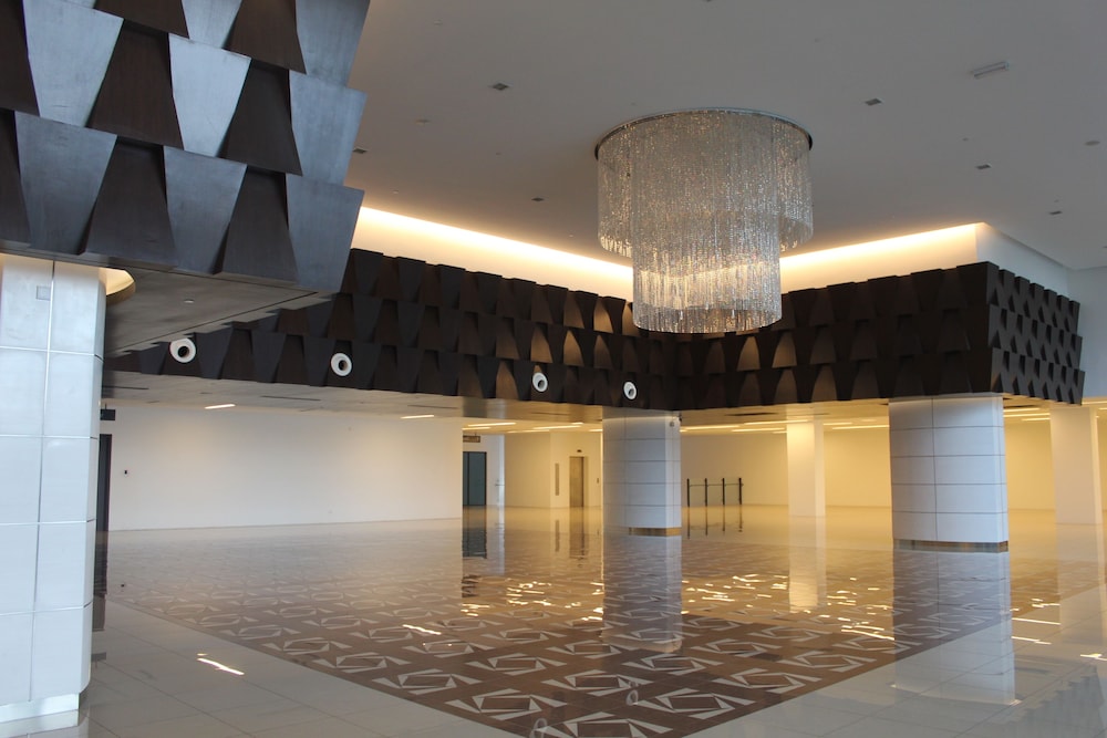 Dehouz – Trefoil Setia Alam Homestay 15/50