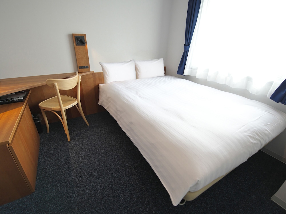 ECONOMY, DOUBLE BED