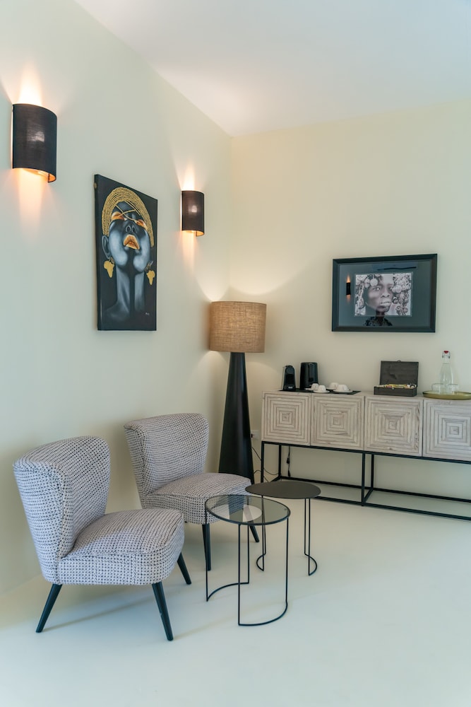 Alma Boutique Hotel 31/50