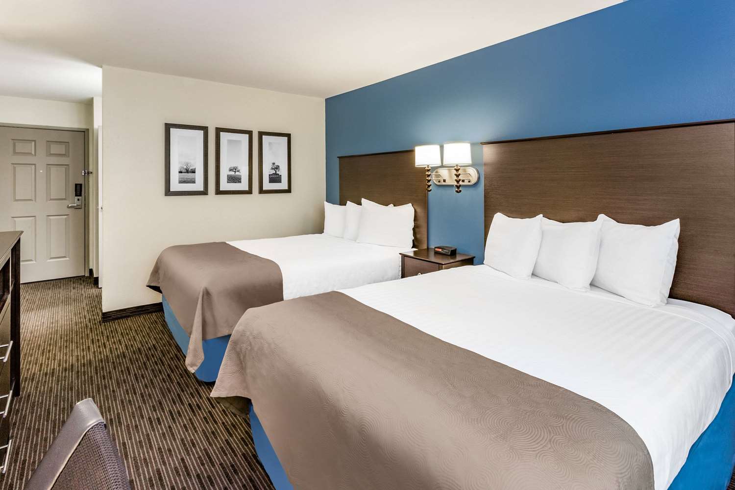 AmericInn by Wyndham Burnsville 10/20