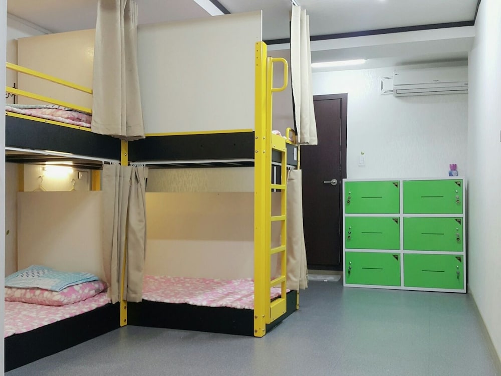 Dream Guest House 15/65