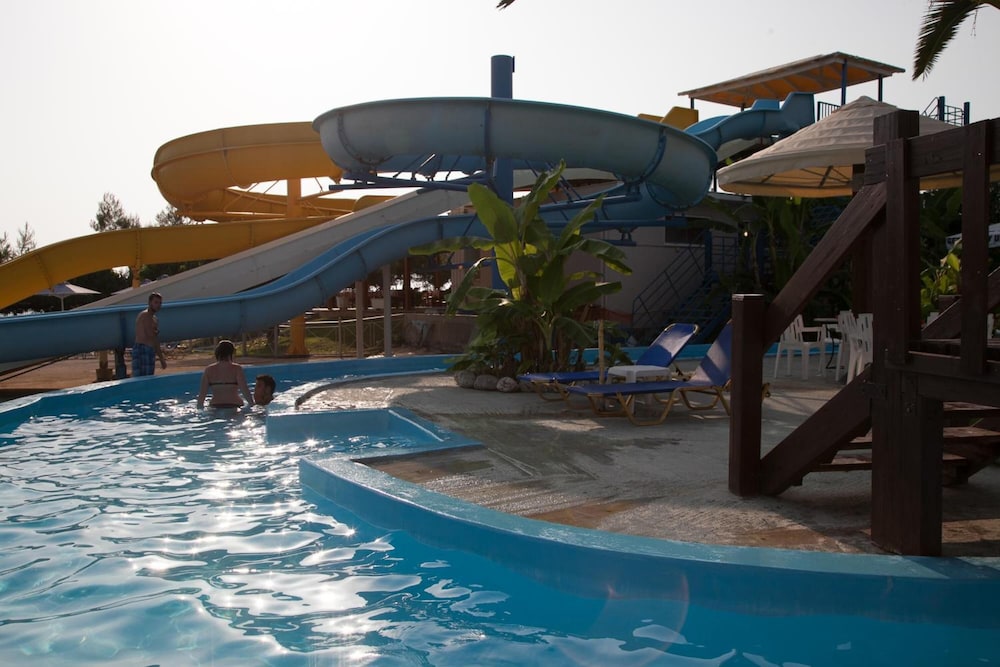Kanali Hotel 46/48