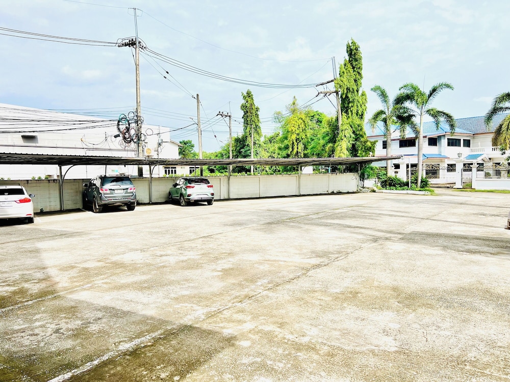 Bt Grand Condotel 55/64