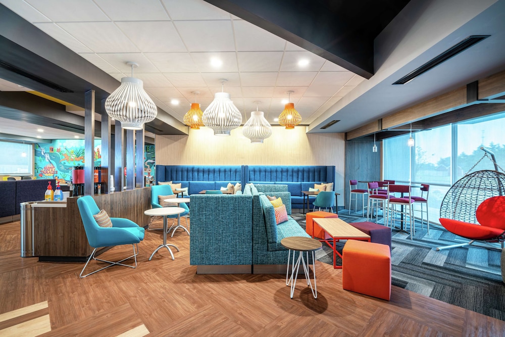 Tru By Hilton Greenville 37/41