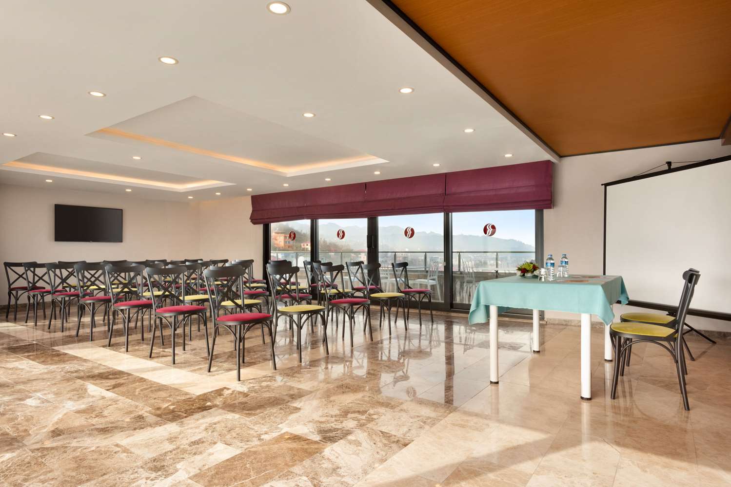 RAMADA GIRESUN PIRAZIZ 14/18