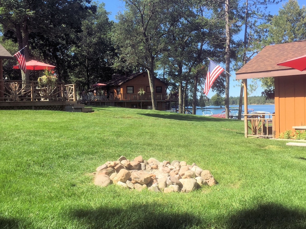 Clear Lake Resort 41/50