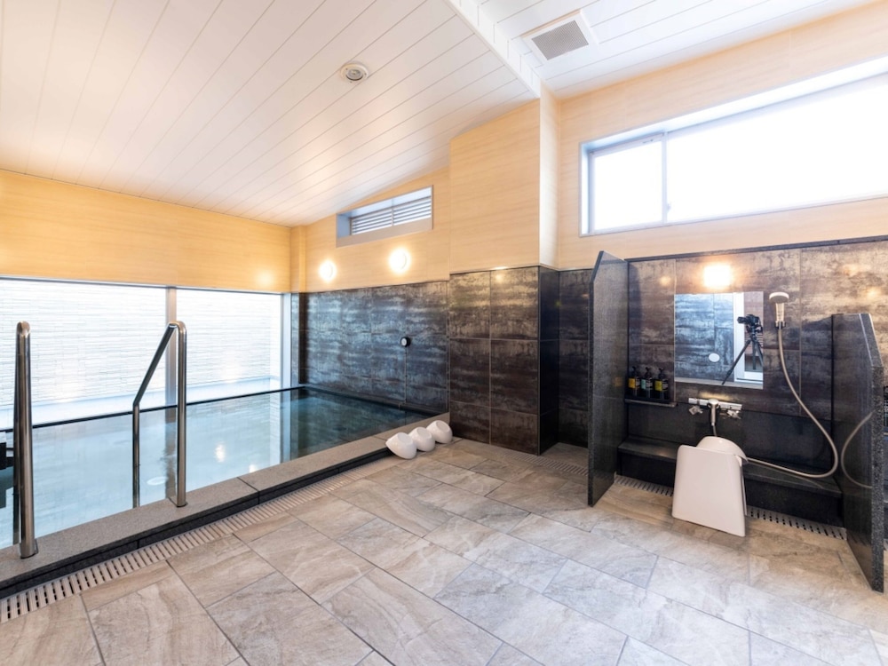 KURAYOSHI CITY HOTEL 40/58