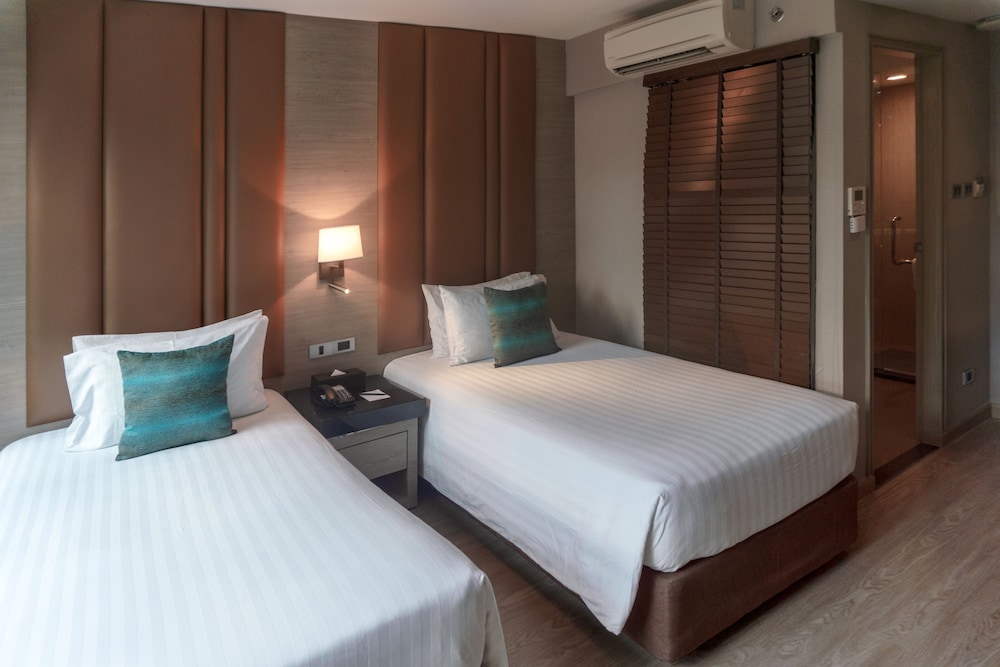 Ramada by Wyndham Bangkok Sukhumvit 11 53/83