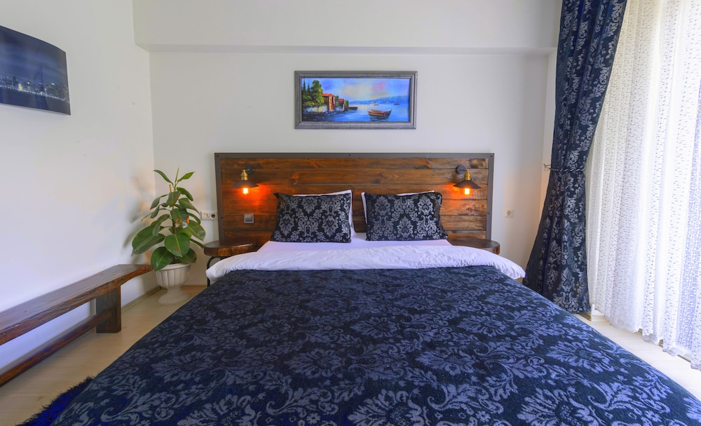 Sahra Motel 12/36